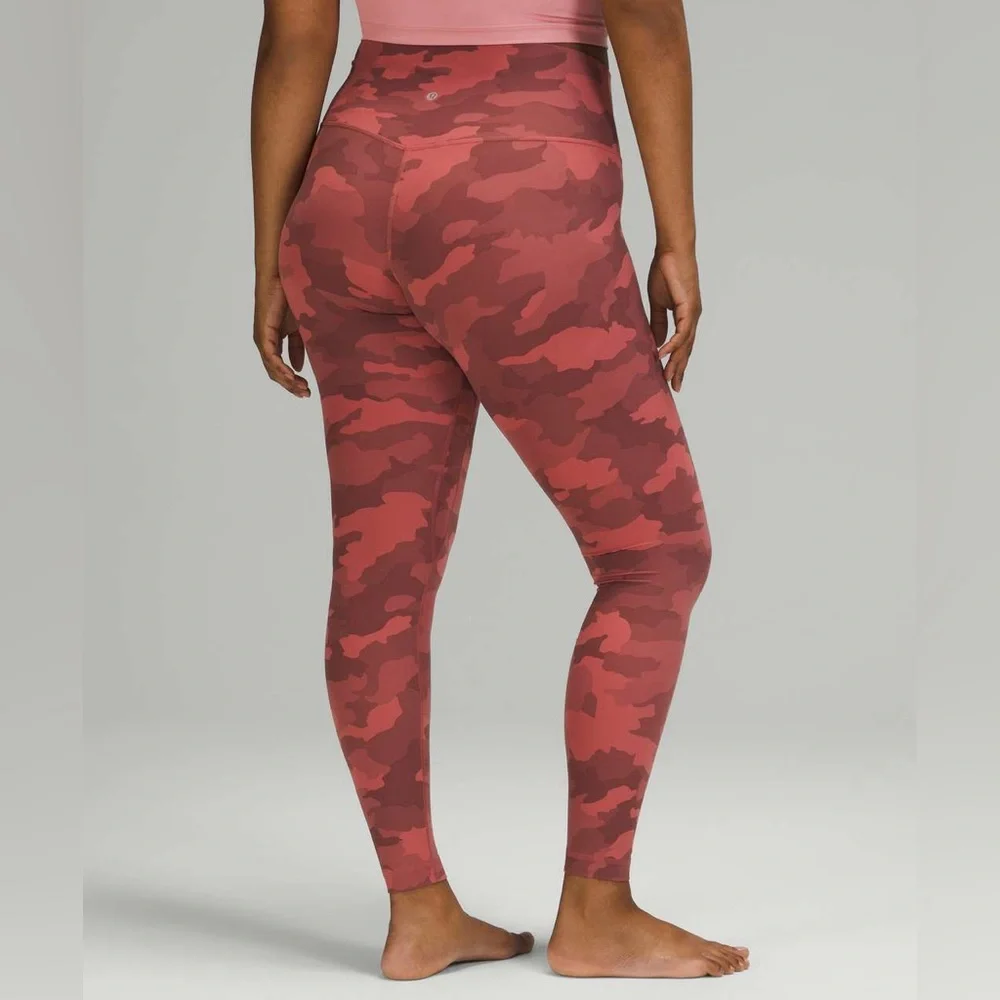 NEW!! Women’s Lululemon Align HR Pant 28” Camo Brier Rose Multi Leggings Size 0
